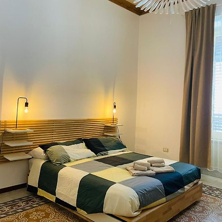 Olivuzza Rooms In Apartment ปาแลร์โม ภายนอก รูปภาพ