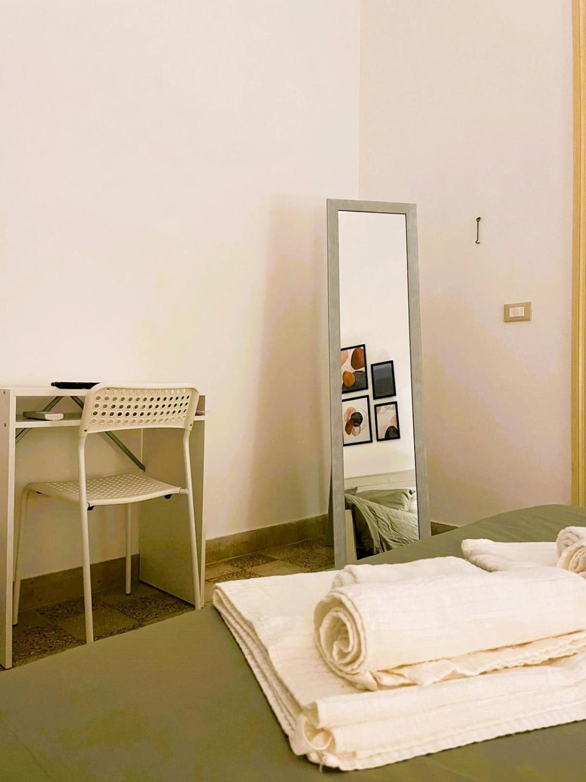 Olivuzza Rooms In Apartment ปาแลร์โม ภายนอก รูปภาพ