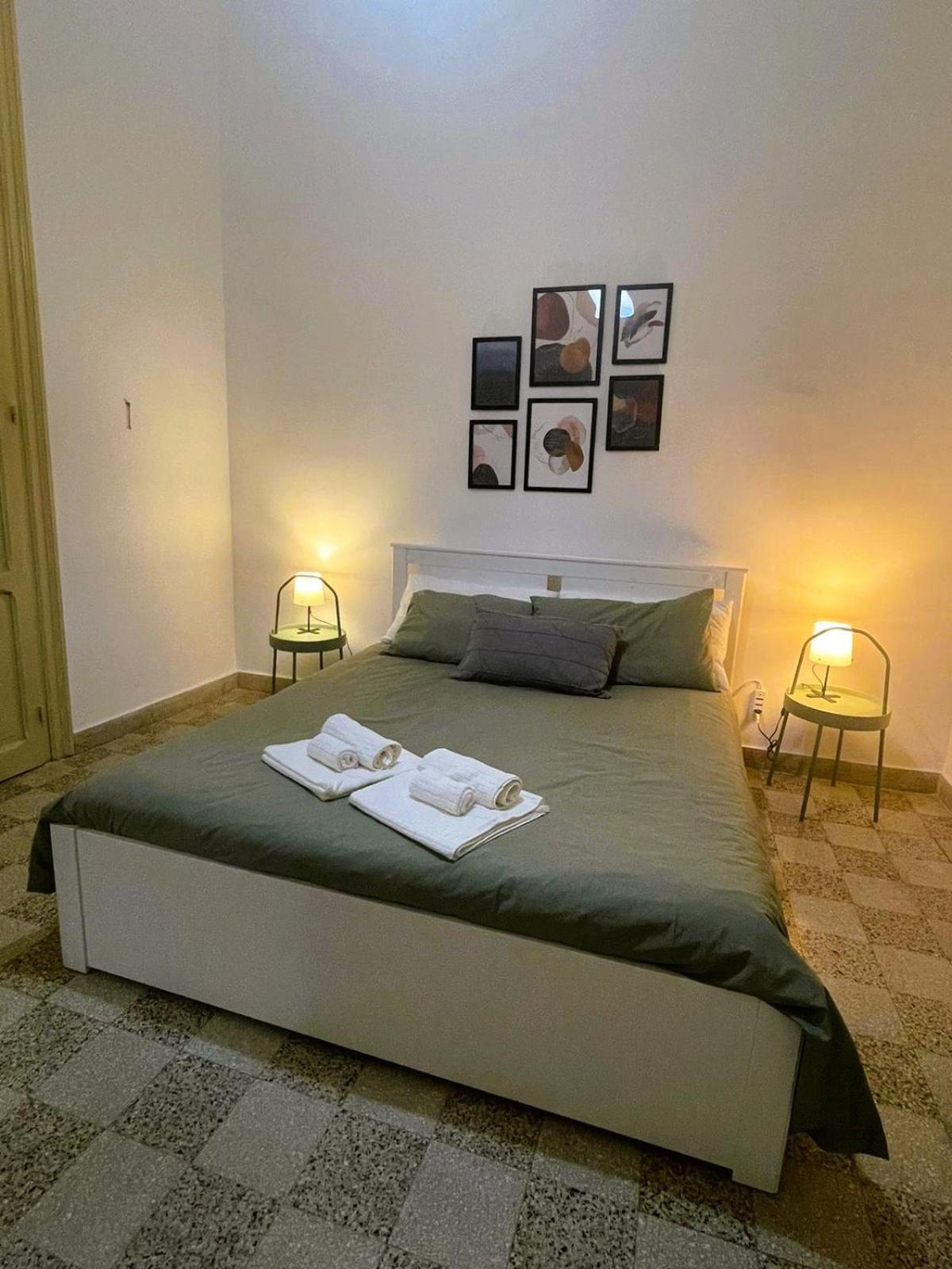 Olivuzza Rooms In Apartment ปาแลร์โม ภายนอก รูปภาพ