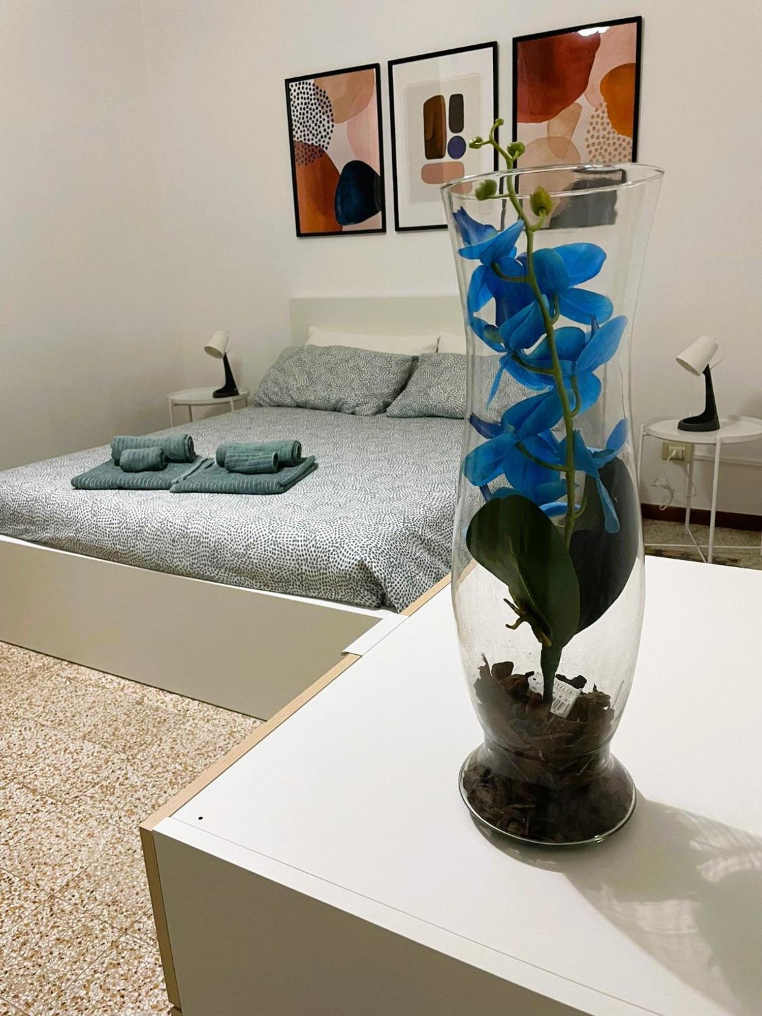 Olivuzza Rooms In Apartment ปาแลร์โม ภายนอก รูปภาพ